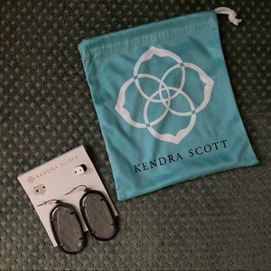 New Kendra Scott Danielle Gunmetal Earrings